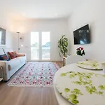 Casa Drago - Stylish 1br With Panoramic Views 圣布里吉达